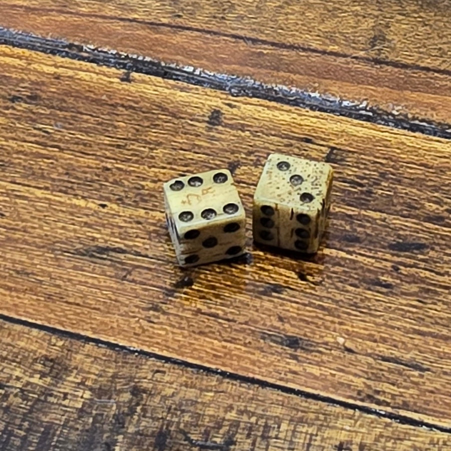 Antique 1700s Colonial King George Rex 5/16th Bone Dice