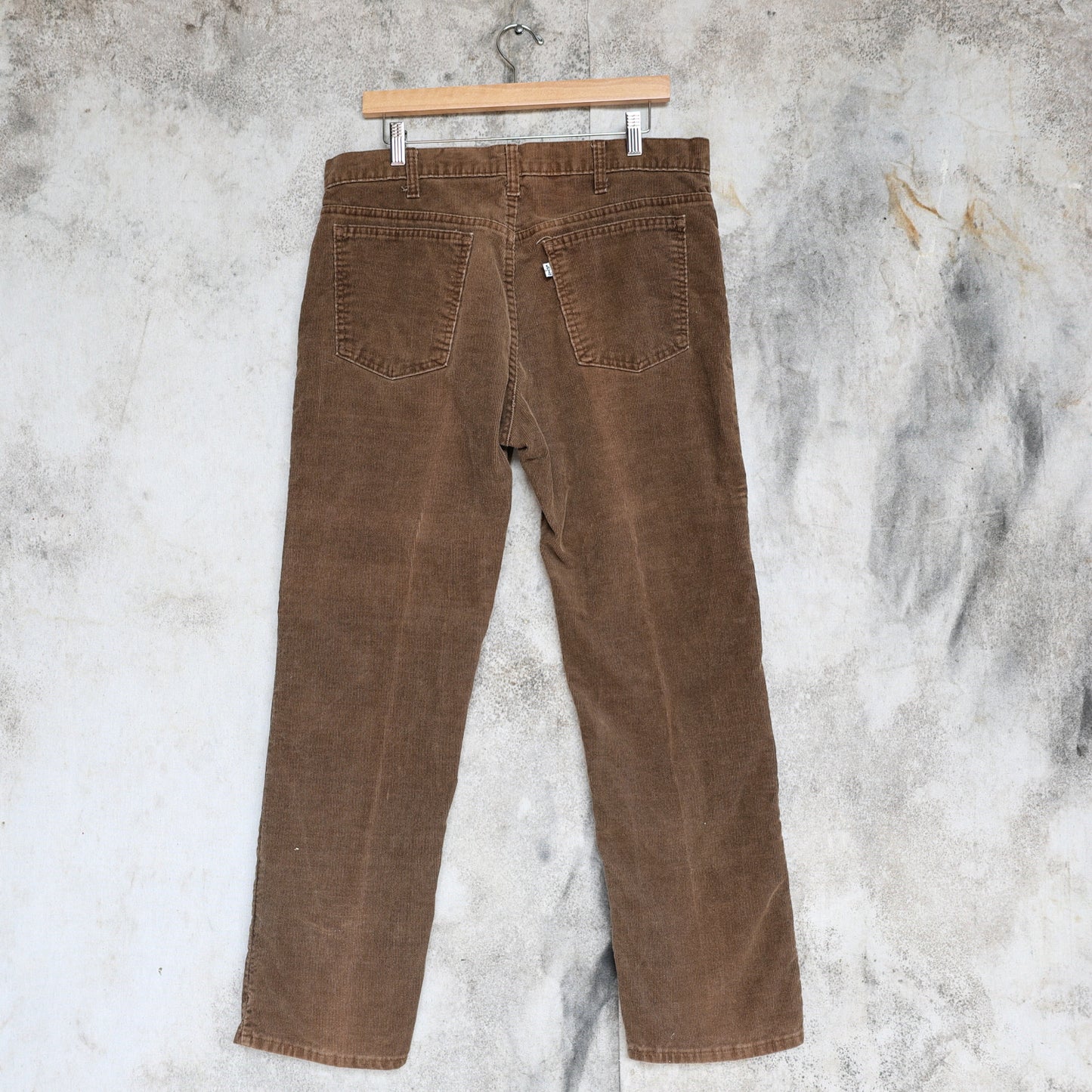 Vintage 1970s Levi's White Tab 519 Straight-Leg Corduroy Pants