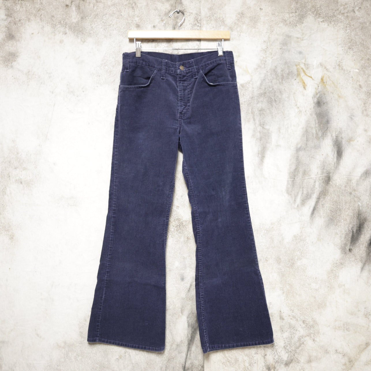 Vintage 1970s Levi's 663 White Tab Corduroy Flared Leg Pants