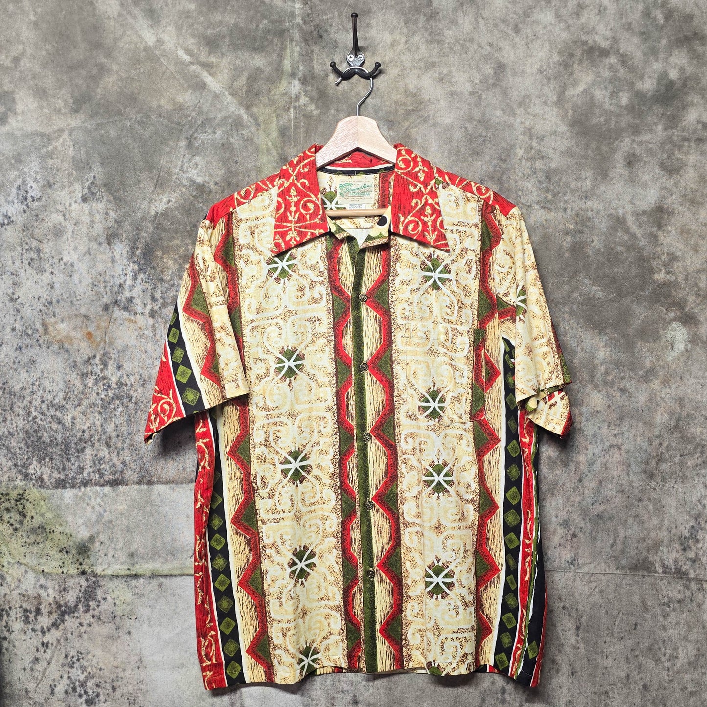 Vintage 1980s Diamond Head Sportswear Hawaiian Button Down Shirt