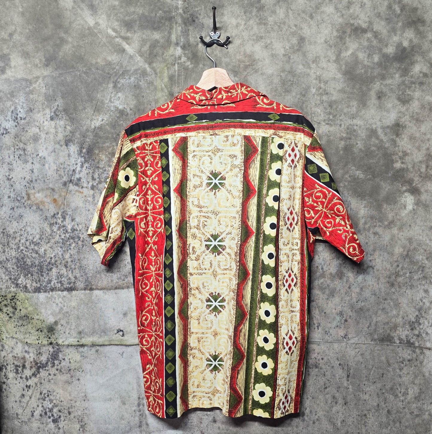 Vintage 1980s Diamond Head Sportswear Hawaiian Button Down Shirt