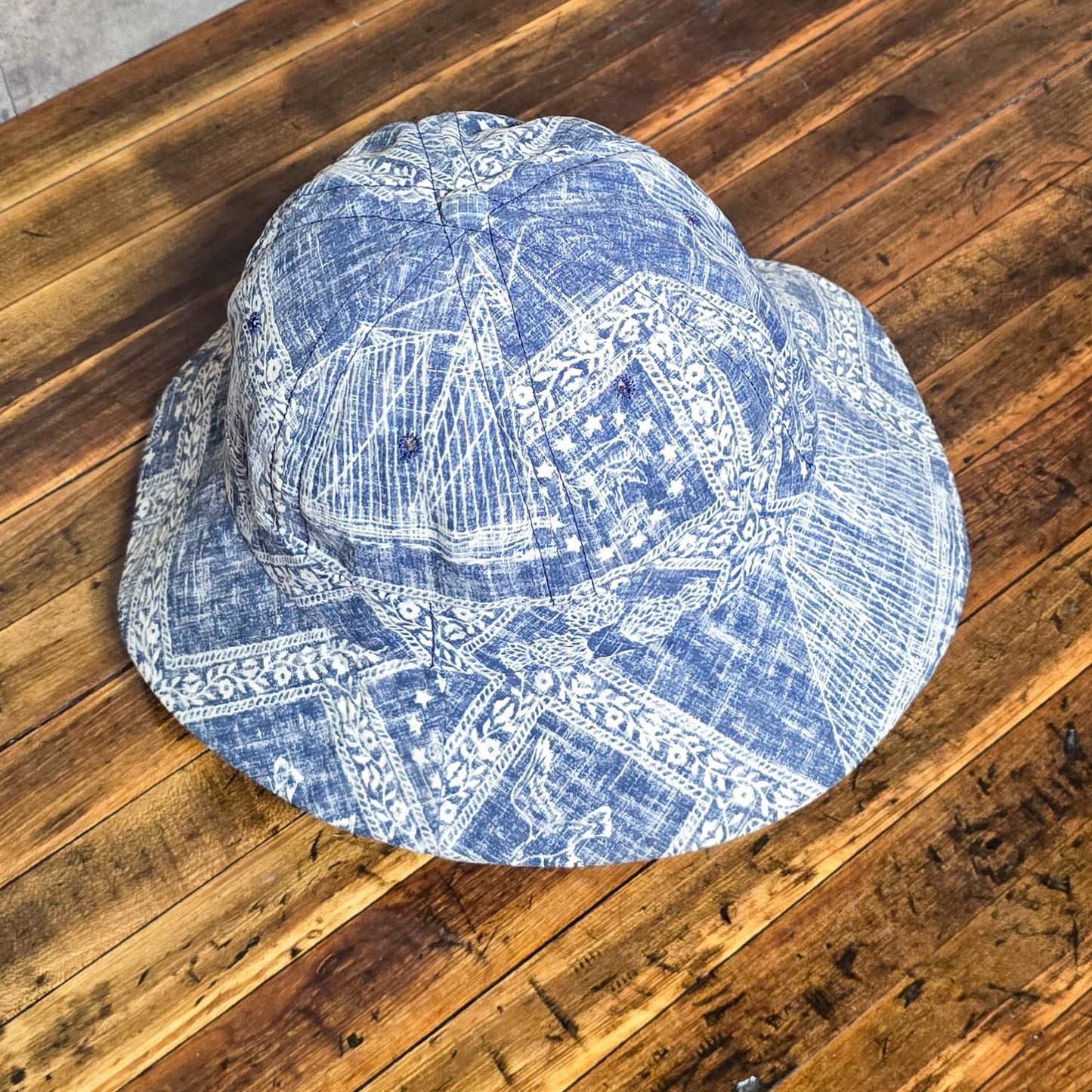 1980s Reyn Spooner Nautical Bucket Har