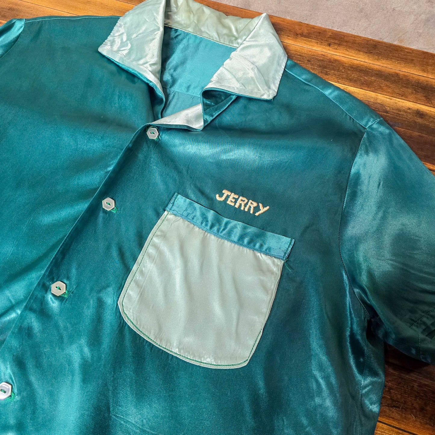 Vintage 1950s Satin Missouri MULES Hand-Embroidered Bowling Shirt