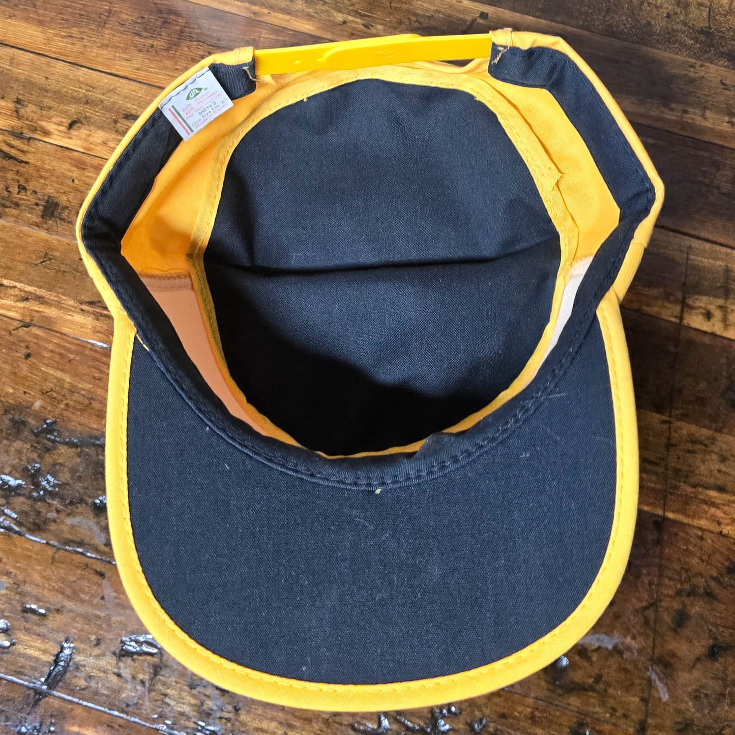 Vintage 1980s Old Style Octoberfest River Valley Ranch-Chask Adjustable Hat