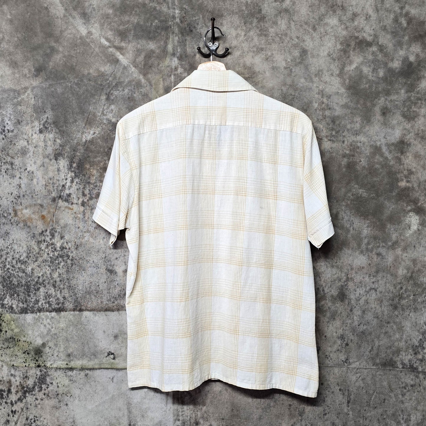 Vintage 1960s BVD Light Weight Button Down Short Sleeved Shirt