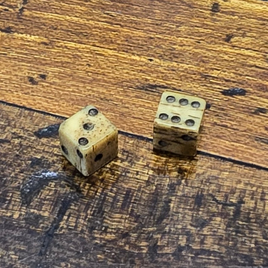 Antique 1700s Colonial King George Rex 5/16th Bone Dice
