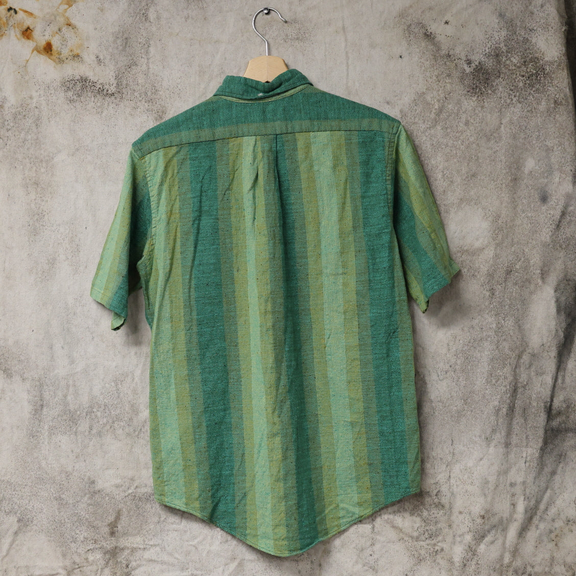 Vintage 1970s Linen Kennington Button-Up Short Sleeve Shirt