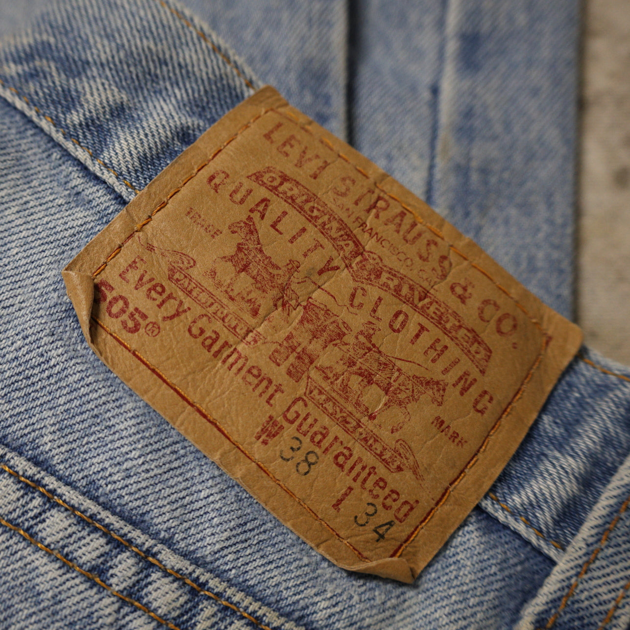 Vintage 1990s Levi's 505 Straight Leg Denim Jeans